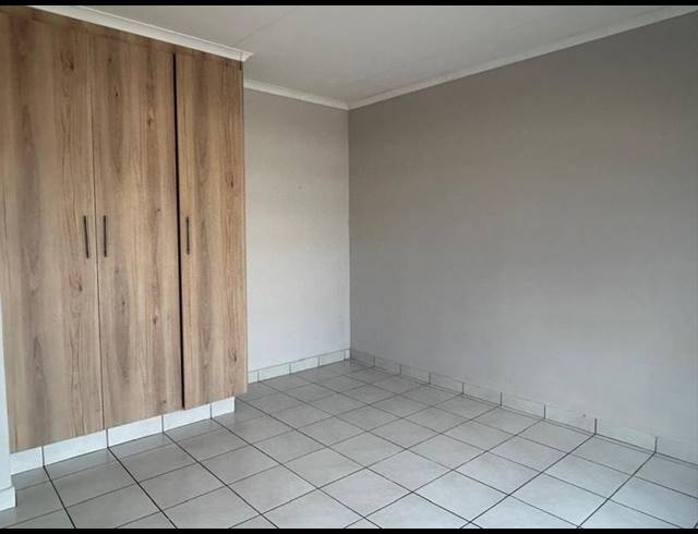 2 BEDROOM PROPERTY TO RENT IN CHROOM PARK